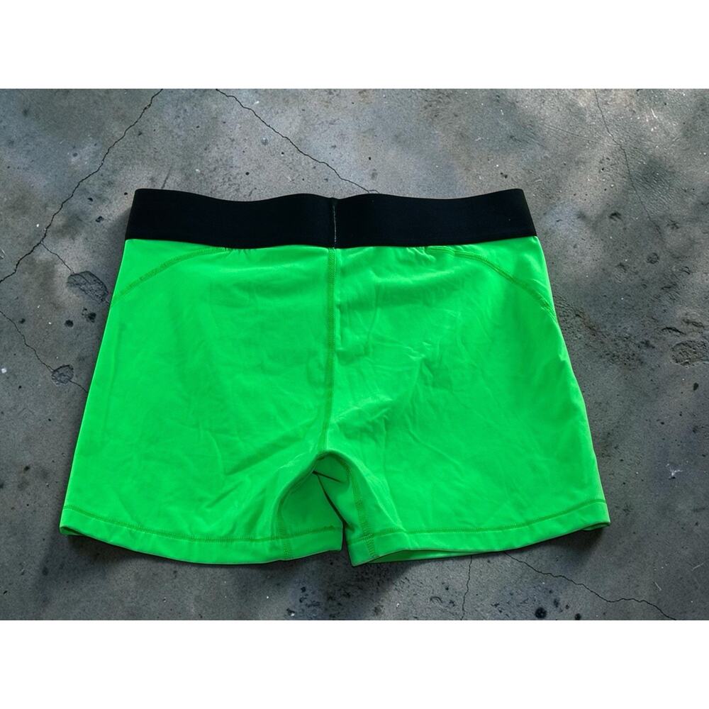Women's Buffbunny Collection Neon Green Shorts Sz M Activewear Stretch - Picture 7 of 8